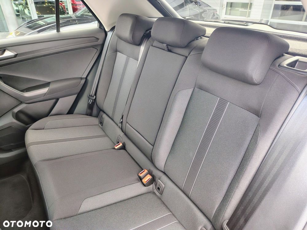 Volkswagen T-Roc - 20