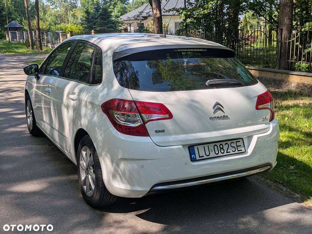Citroën C4 HDi 115 Exclusive - 10