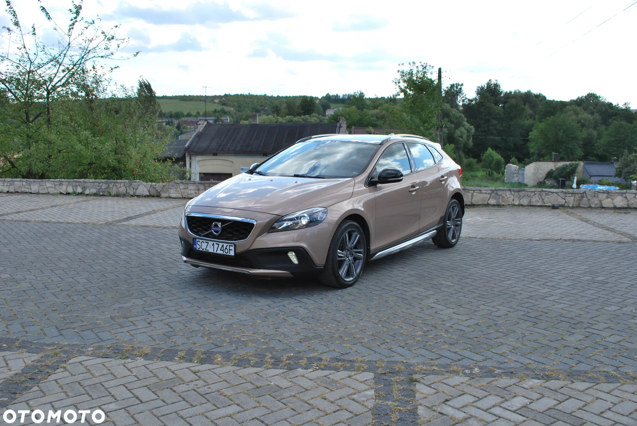 Volvo V40 Cross Country D4 Summum - 3