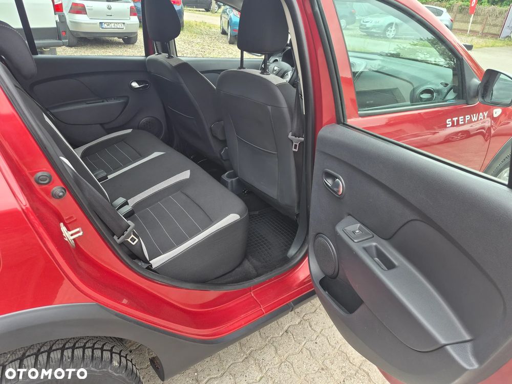 Dacia Sandero 0.9 TCe Laureate S&S EU6 - 24
