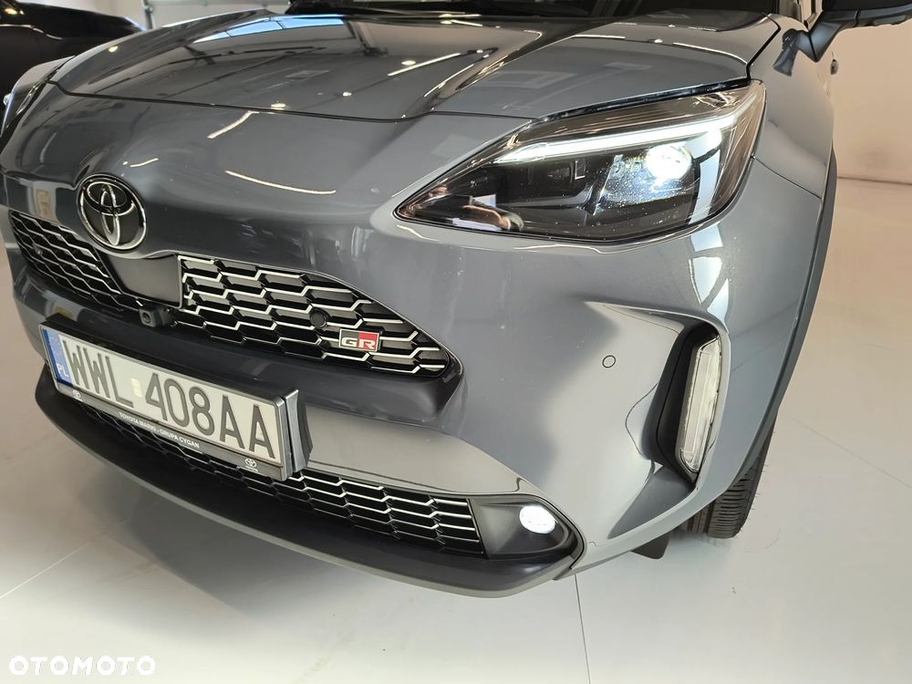 Toyota Yaris Hybrid 1.5 GR Sport - 3
