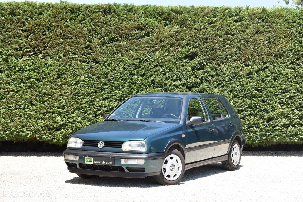 VW Golf 1.6 GT - 1