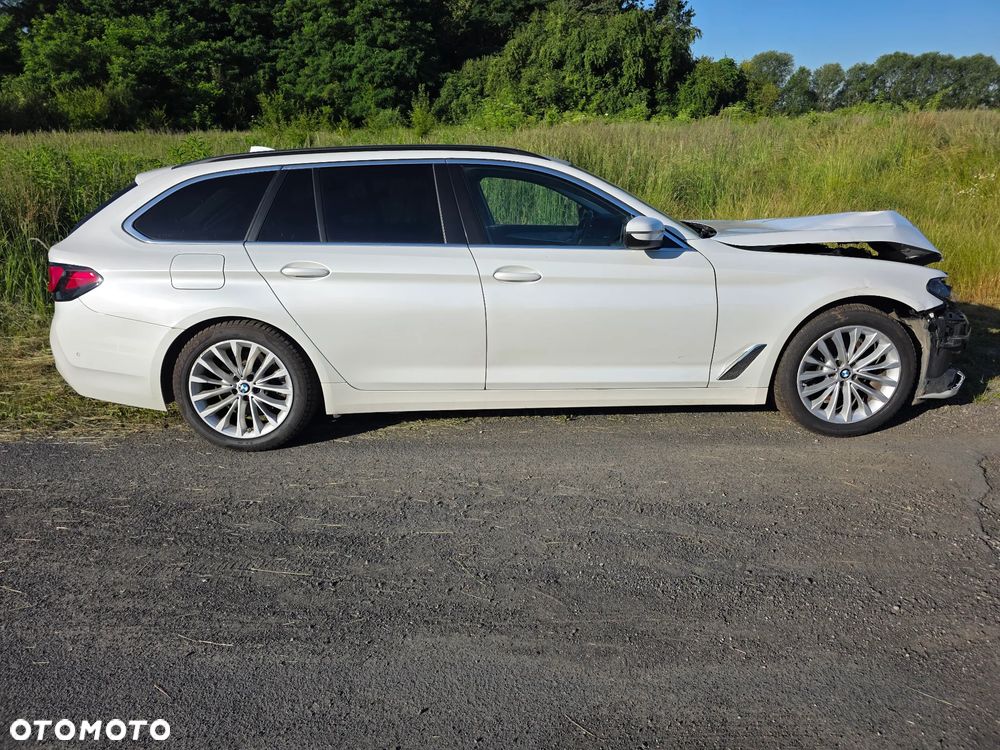 BMW Seria 5 520d Luxury Line - 3