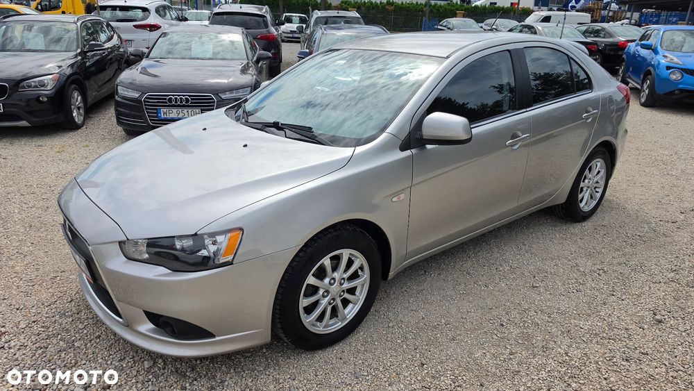 Mitsubishi Lancer 1.6 Invite - 9