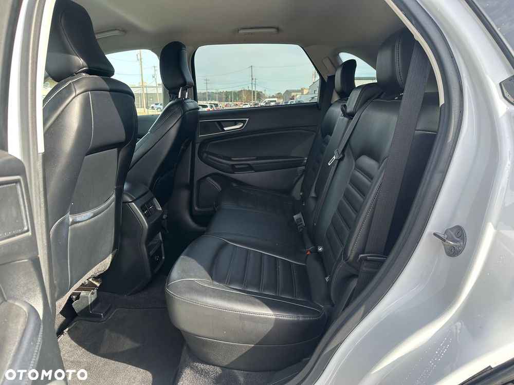 Ford Edge 2.0 EcoBlue Bi-Turbo 4x4 Titanium - 16