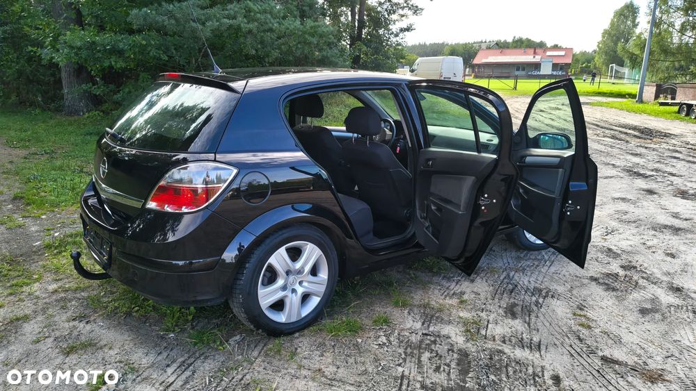 Opel Astra 1.6 Cosmo - 18