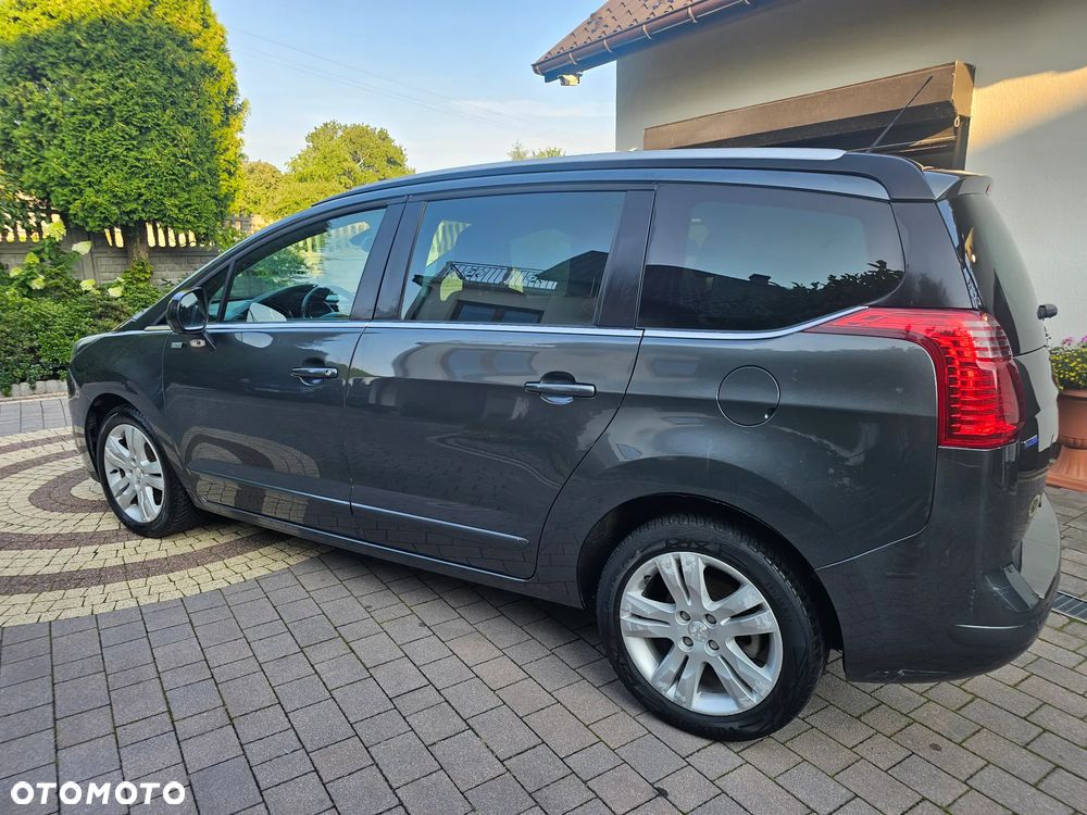 Peugeot 5008 - 9