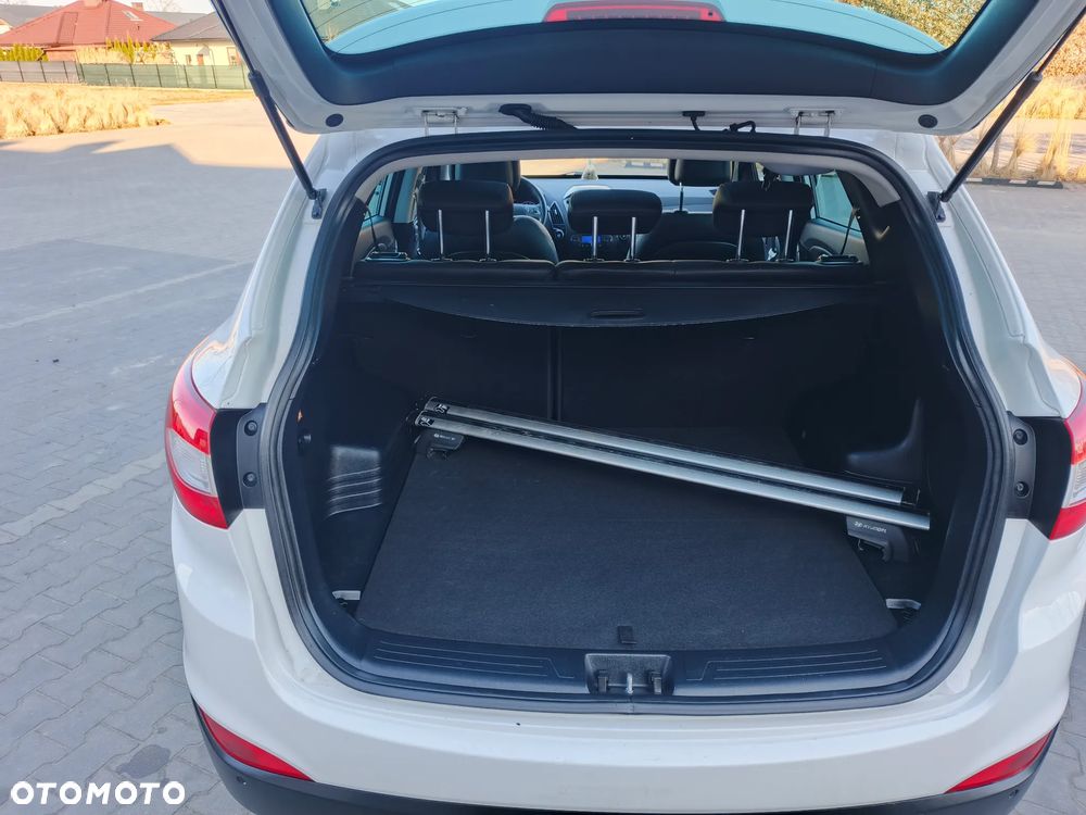 Hyundai ix35 2.0 CRDi 4WD Automatik Premium - 33