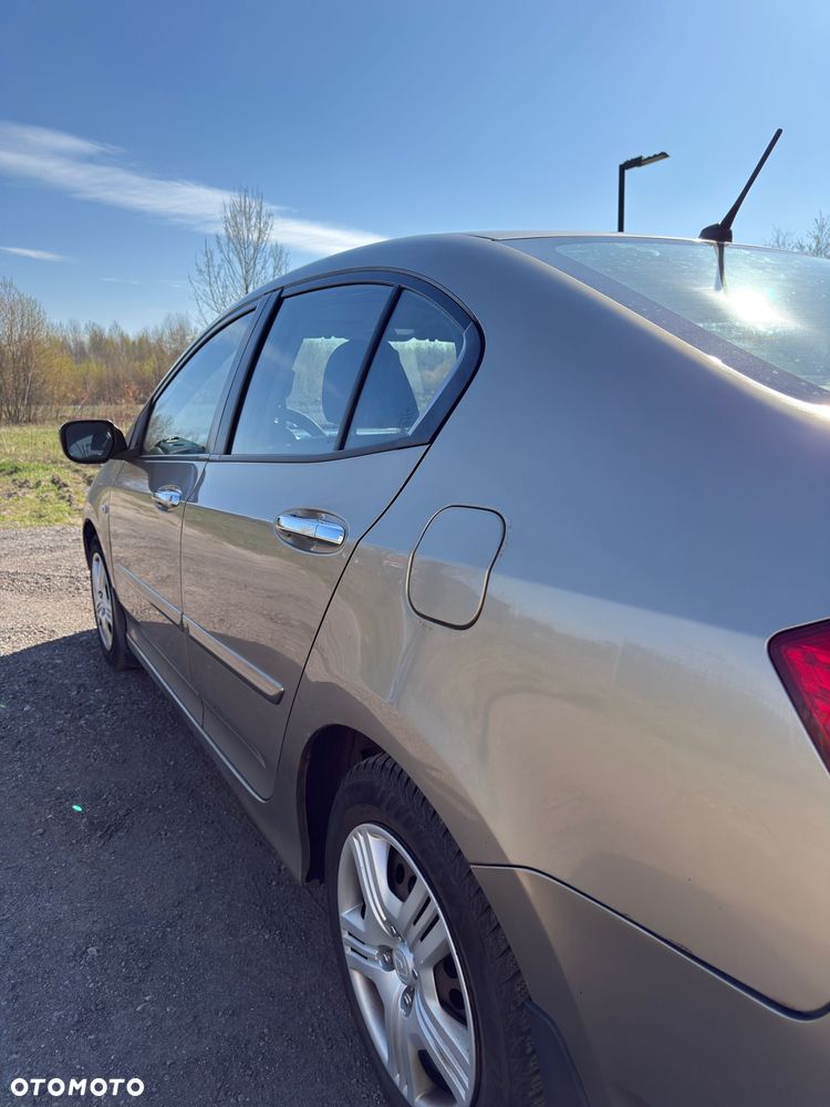 Honda City 1.4 Comfort - 6