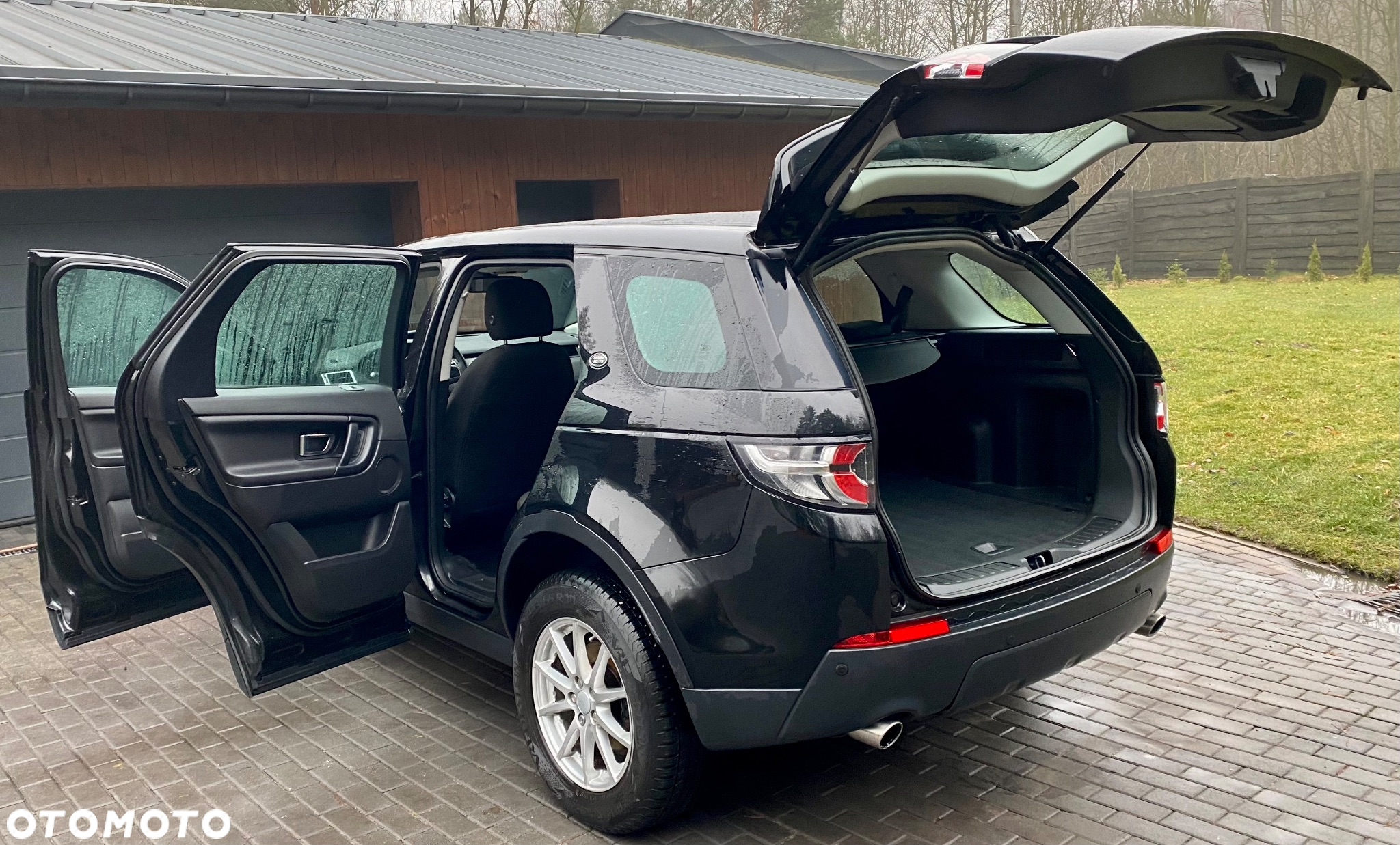 Land Rover Discovery Sport 2.0 D150 - 10