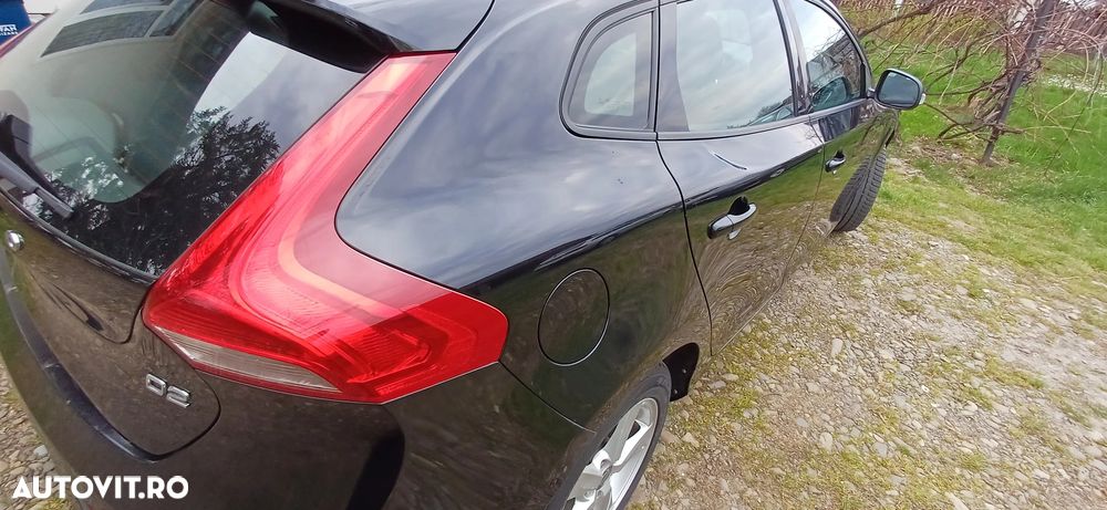 Volvo V40 D2 - 4