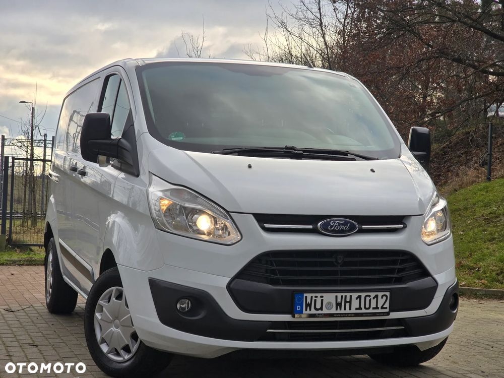 Ford TRANSIT CUSTOM - 38