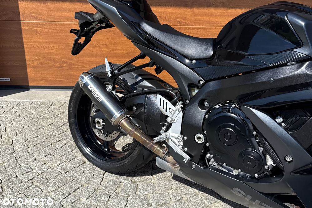 Suzuki GSX-R - 8