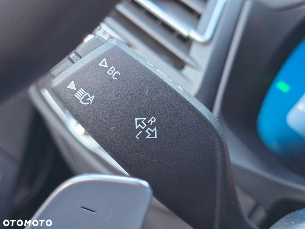 BMW X3 xM50 mHEV - 38