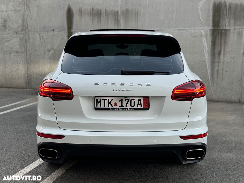 Porsche Cayenne Diesel Platinum Edition - 12