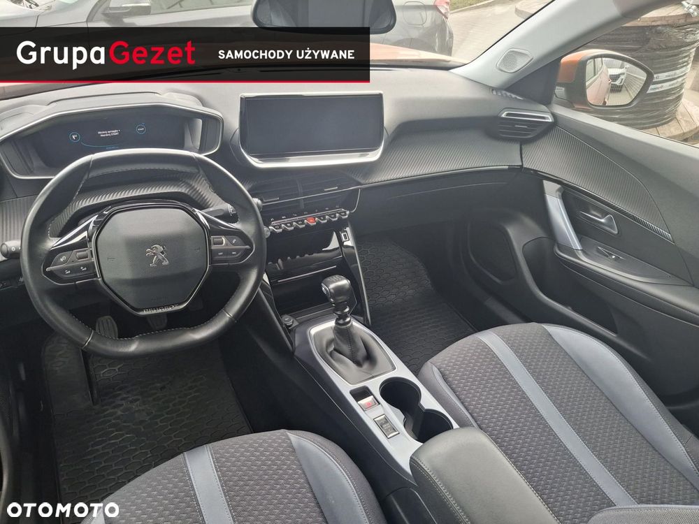 Peugeot 2008 - 10