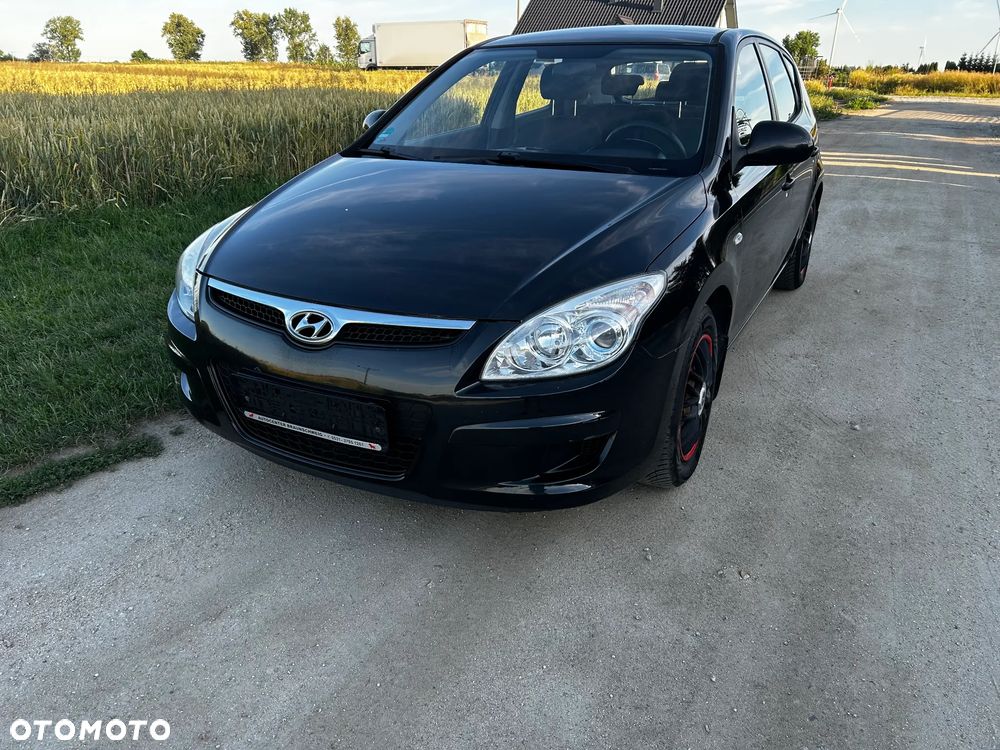 Hyundai i30 1.4 Classic + - 10