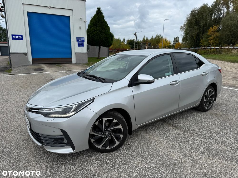 Toyota Corolla 1.6 Prestige EU6 - 1