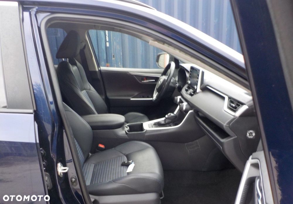 Toyota RAV4 - 23