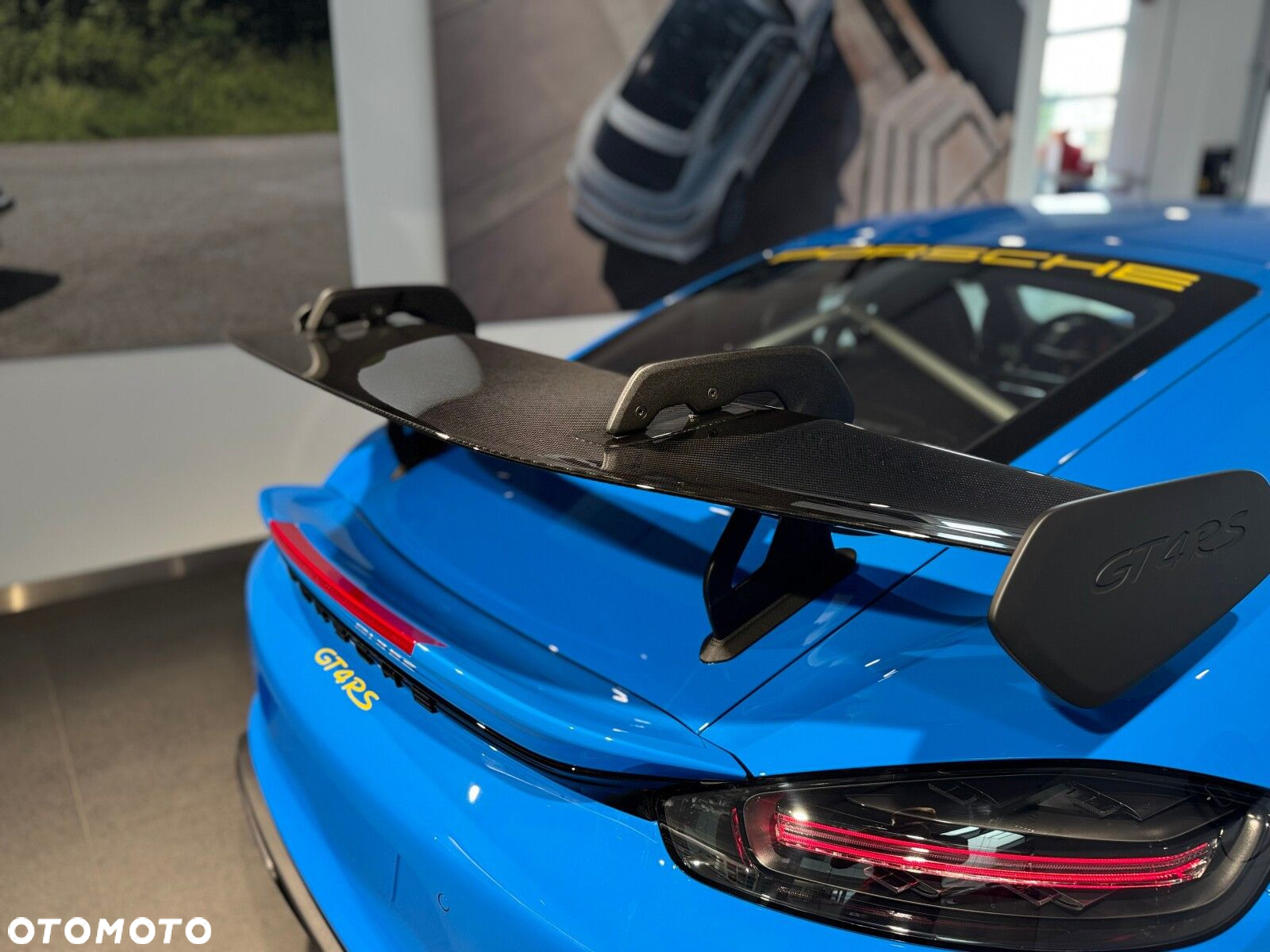 Porsche 718 Cayman GPF GT4 RS PDK - 8