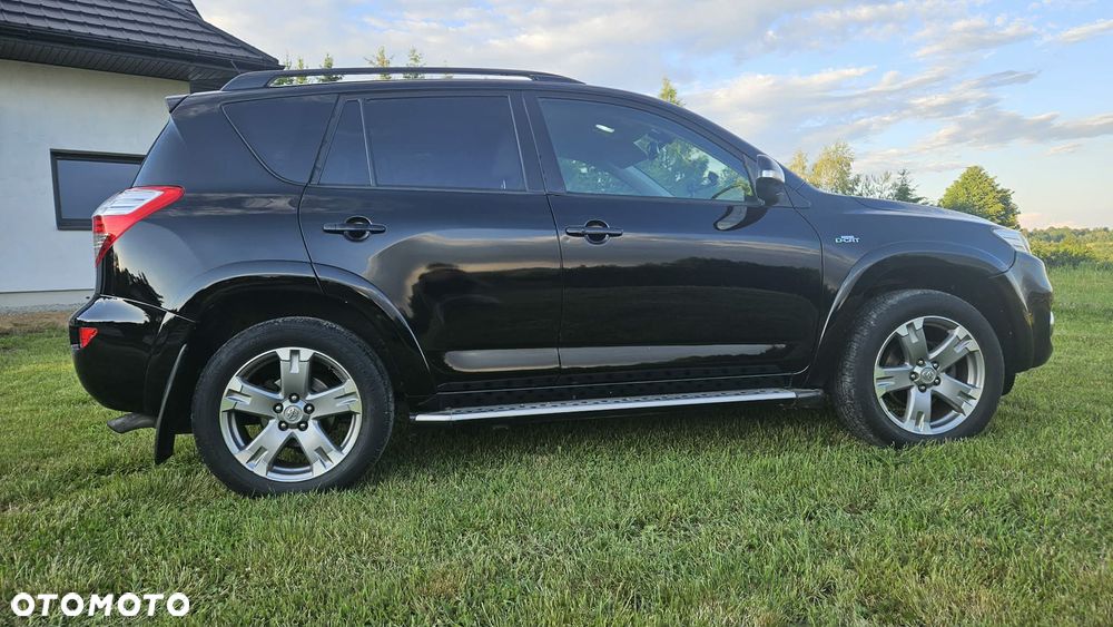 Toyota RAV4 2.2 D-CAT 2010 - 6