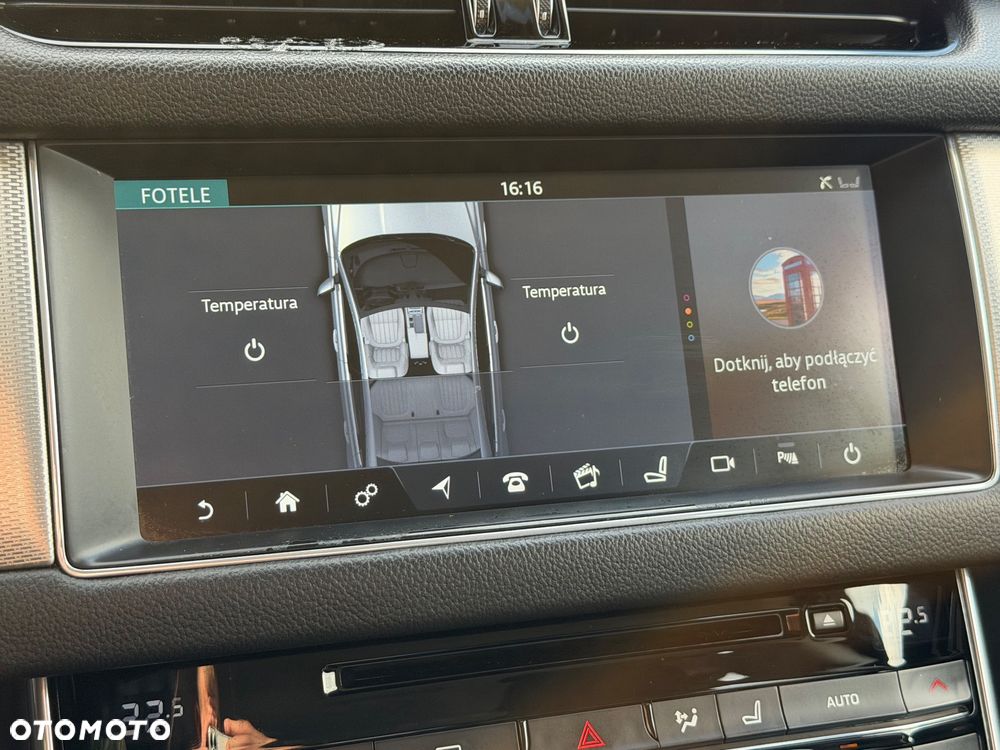 Jaguar XF 2.0 i4D Portfolio - 35