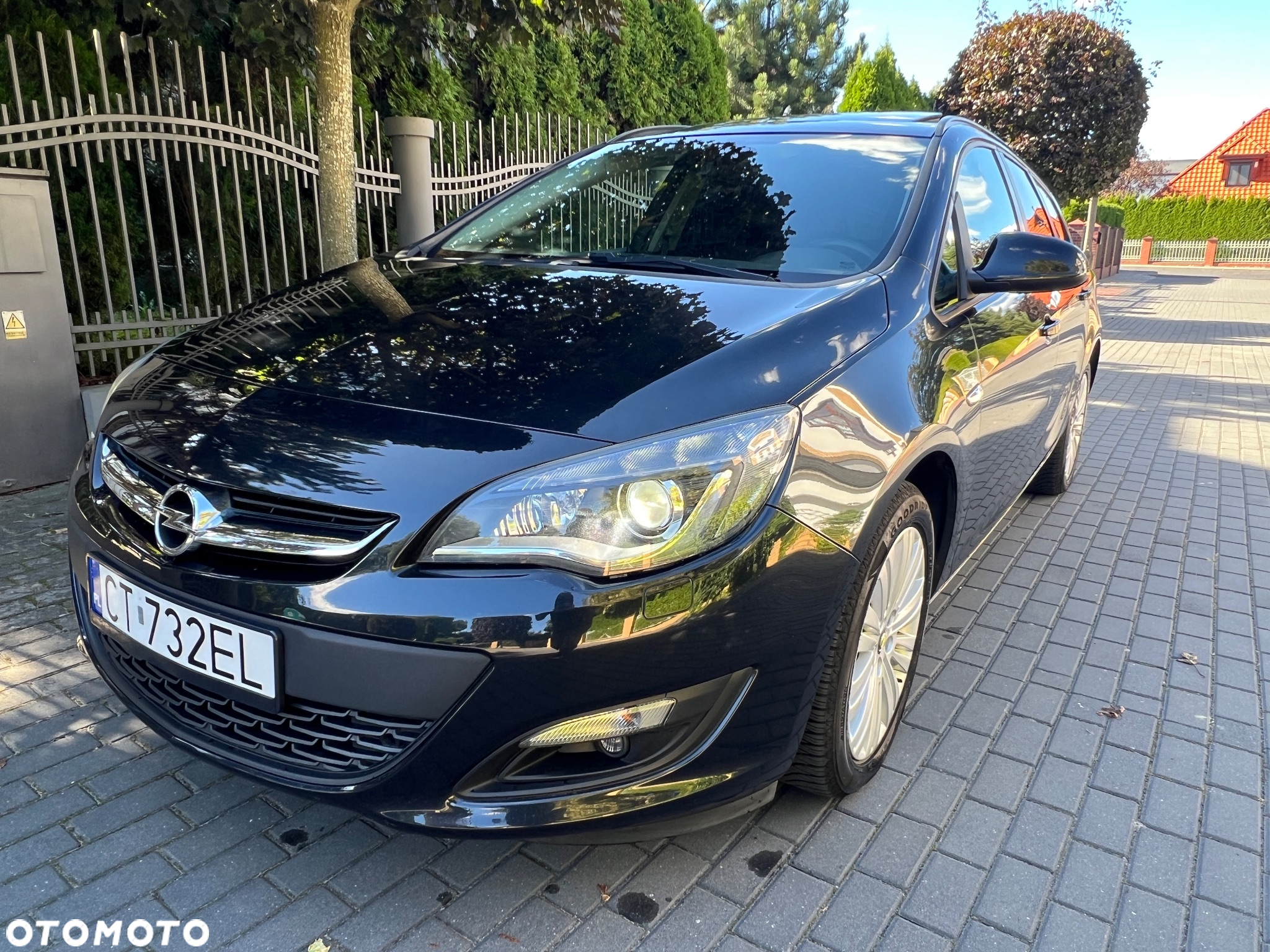 Opel Astra 1.6 Automatik Exklusiv - 3