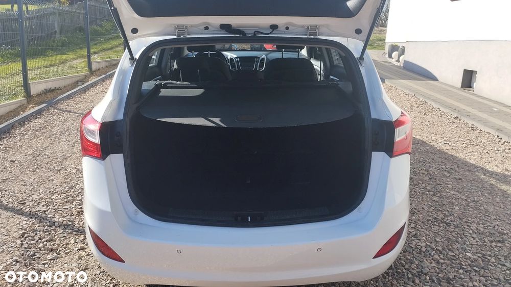 Hyundai i30 1.6 GDI Comfort - 4