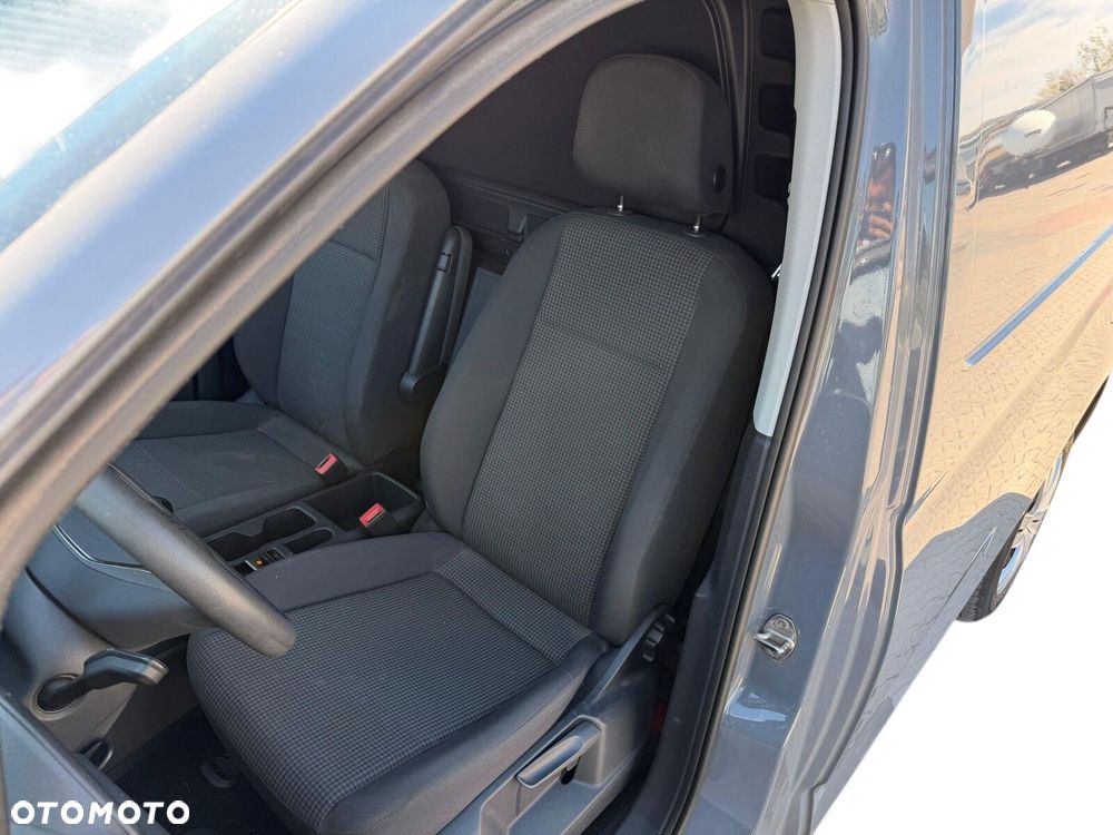 Volkswagen Caddy Maxi - 11