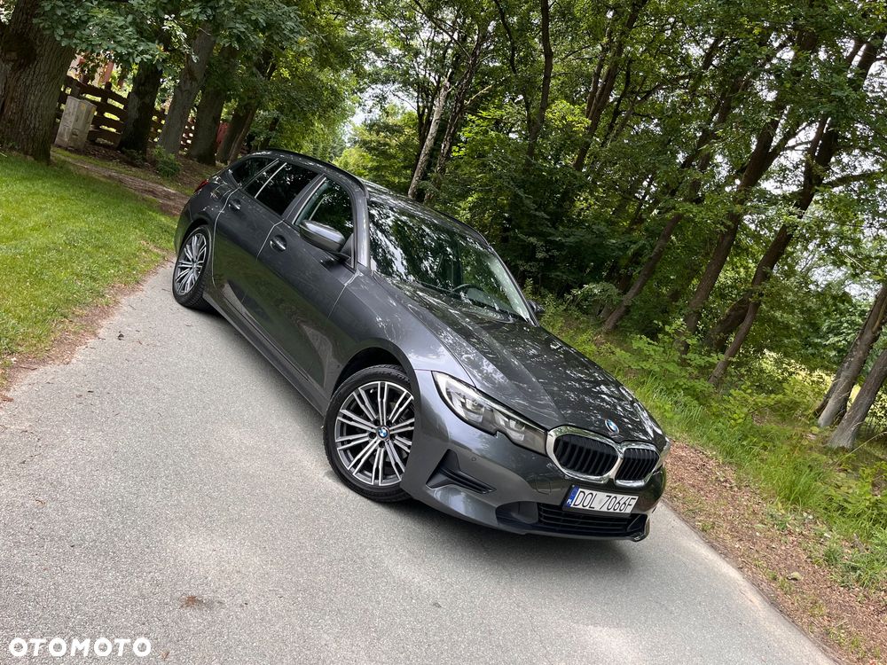 BMW Seria 3 318d Luxury Line Purity - 19