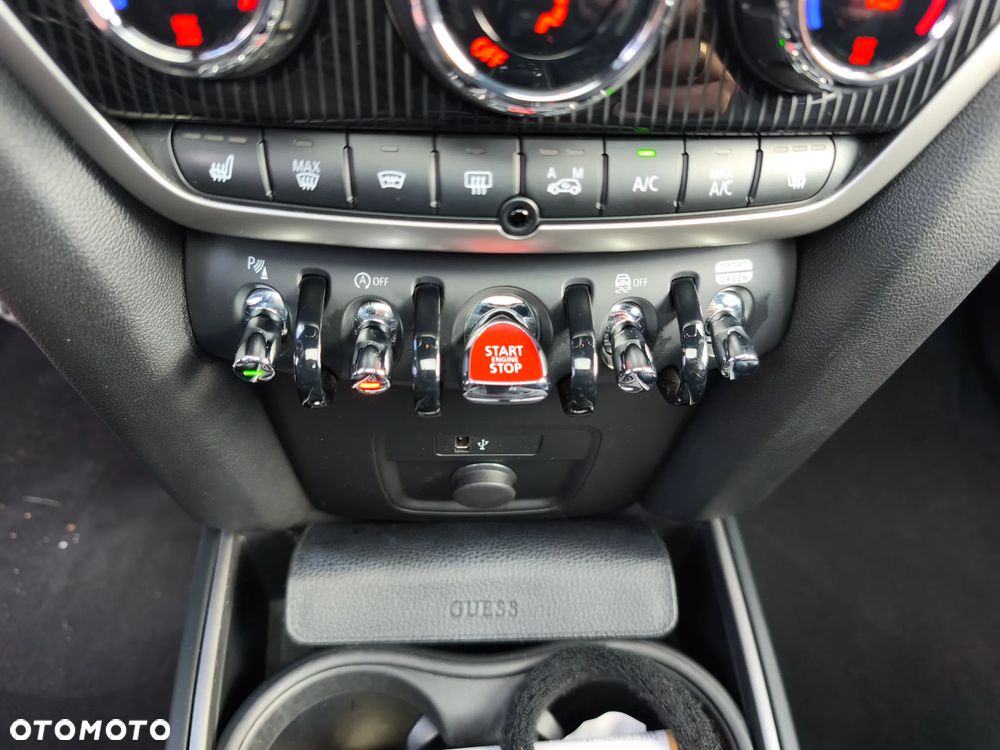 MINI John Cooper Works All4 - 9