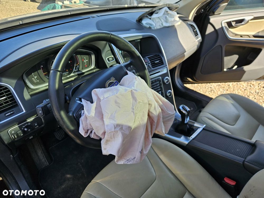 Volvo XC 60 D4 Summum - 8