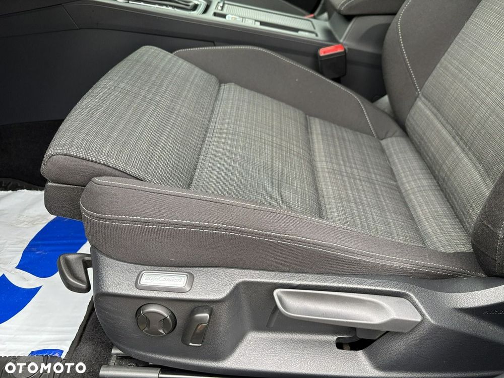 Volkswagen Passat 2022