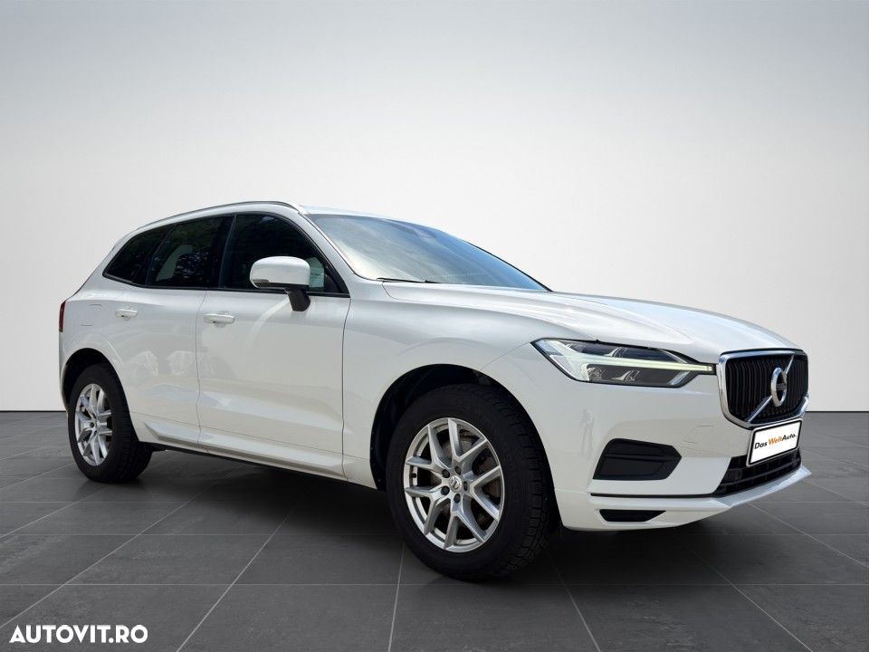Volvo XC 60 B5 AWD Momentum Pro - 4