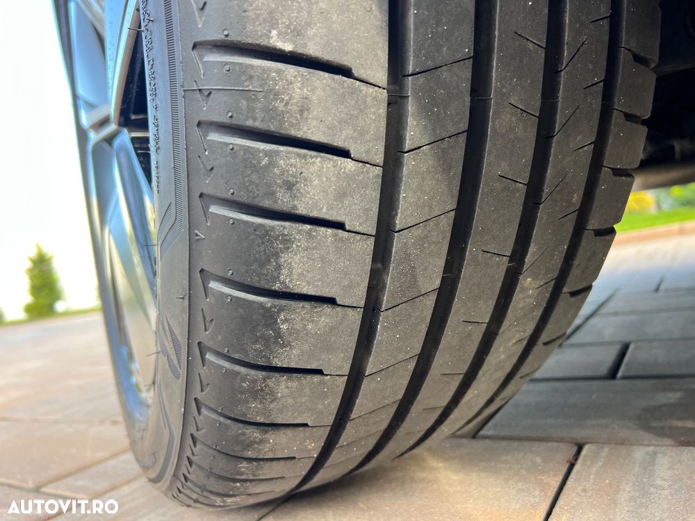 Volkswagen Touareg V6 TDI R-Style - 10