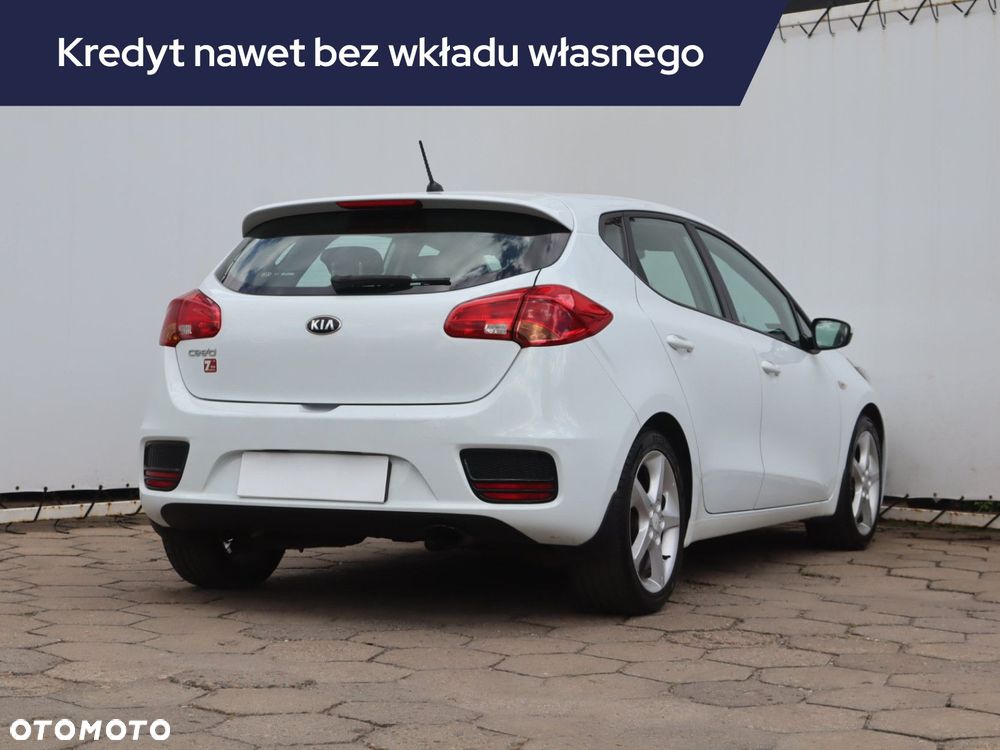 Kia Ceed - 7