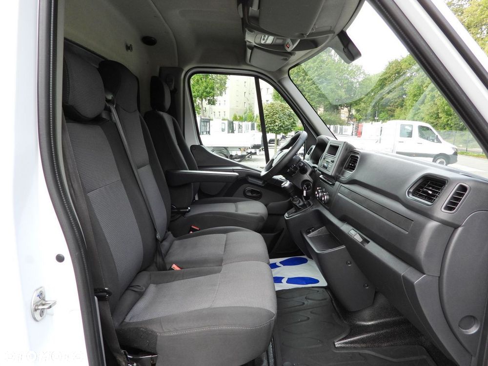 Renault MASTER PLANDEKA 10 PALET WEBASTO TEMPOMAT LEDY PNEUMATYKA KLIMATYZACJA  165KM - 35