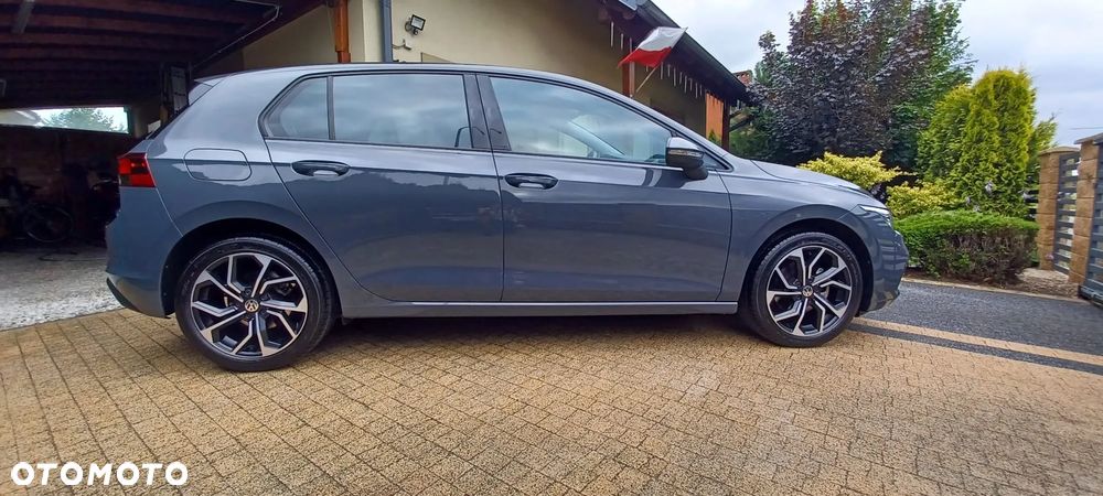 Volkswagen Golf 1.5 TSI OPF Life - 32