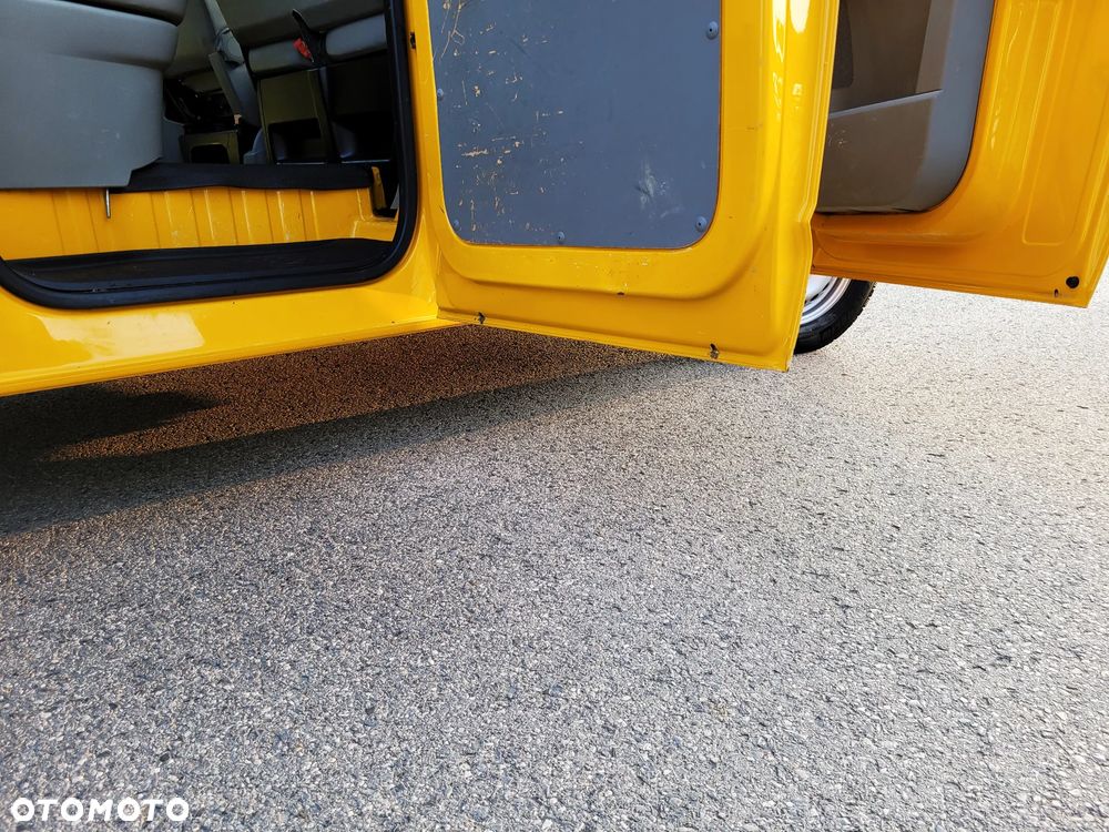 Volkswagen LT 35 Brygadówka 7 osób L2H2 - 28