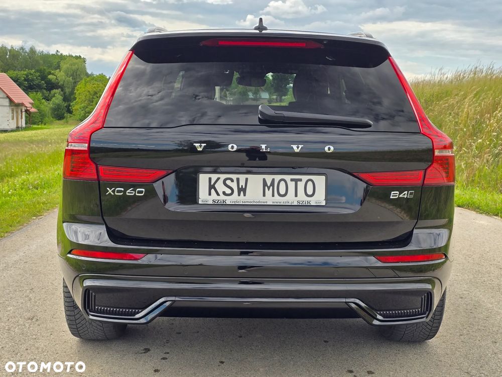 Volvo XC 60 B4 D AWD Plus Dark - 7