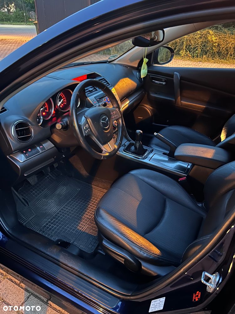 Mazda 6 2.0 Exclusive + - 8