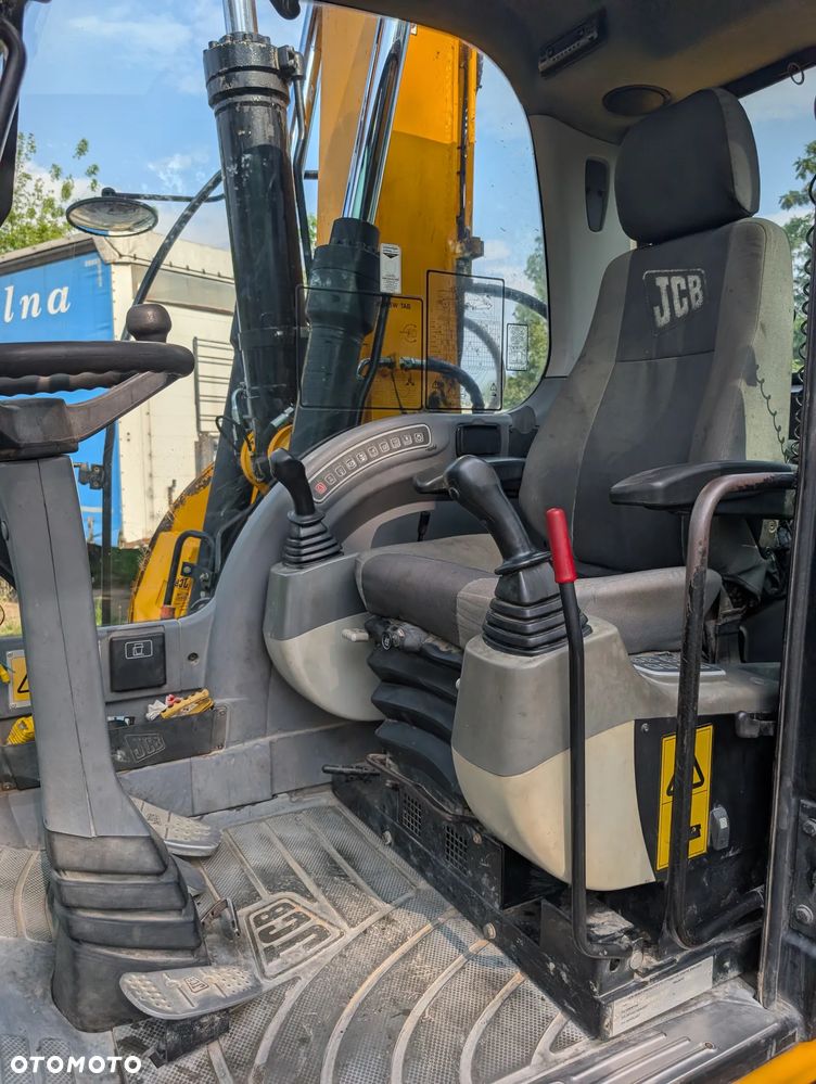 JCB Js145w - 37