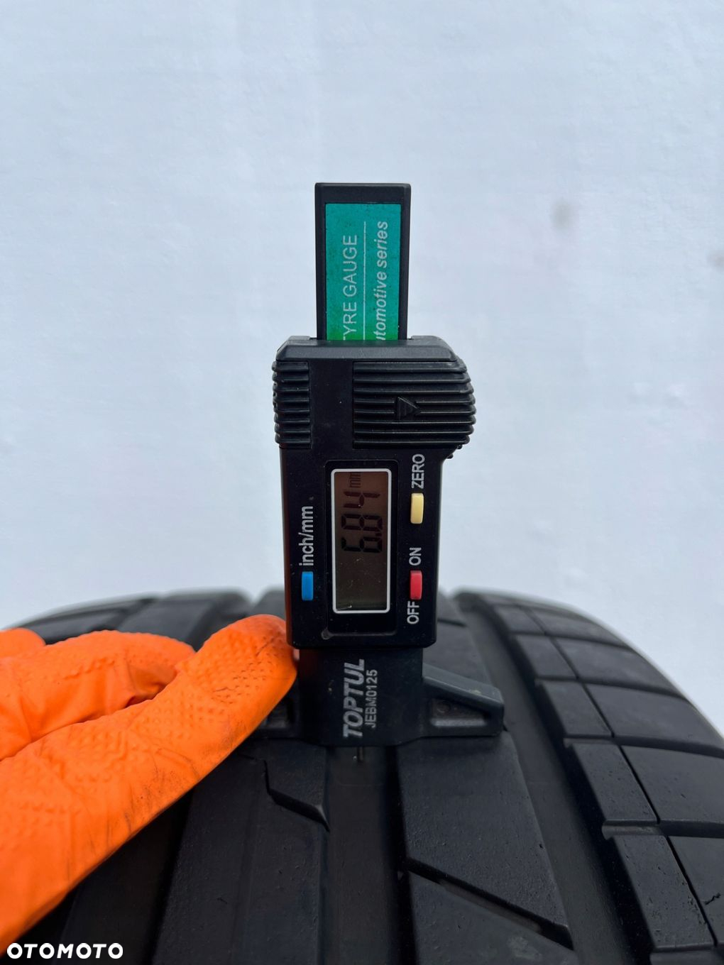 OPONY 235/45/19 99Y HANKOOK VENTUS S1 EVO3 K127 - 4