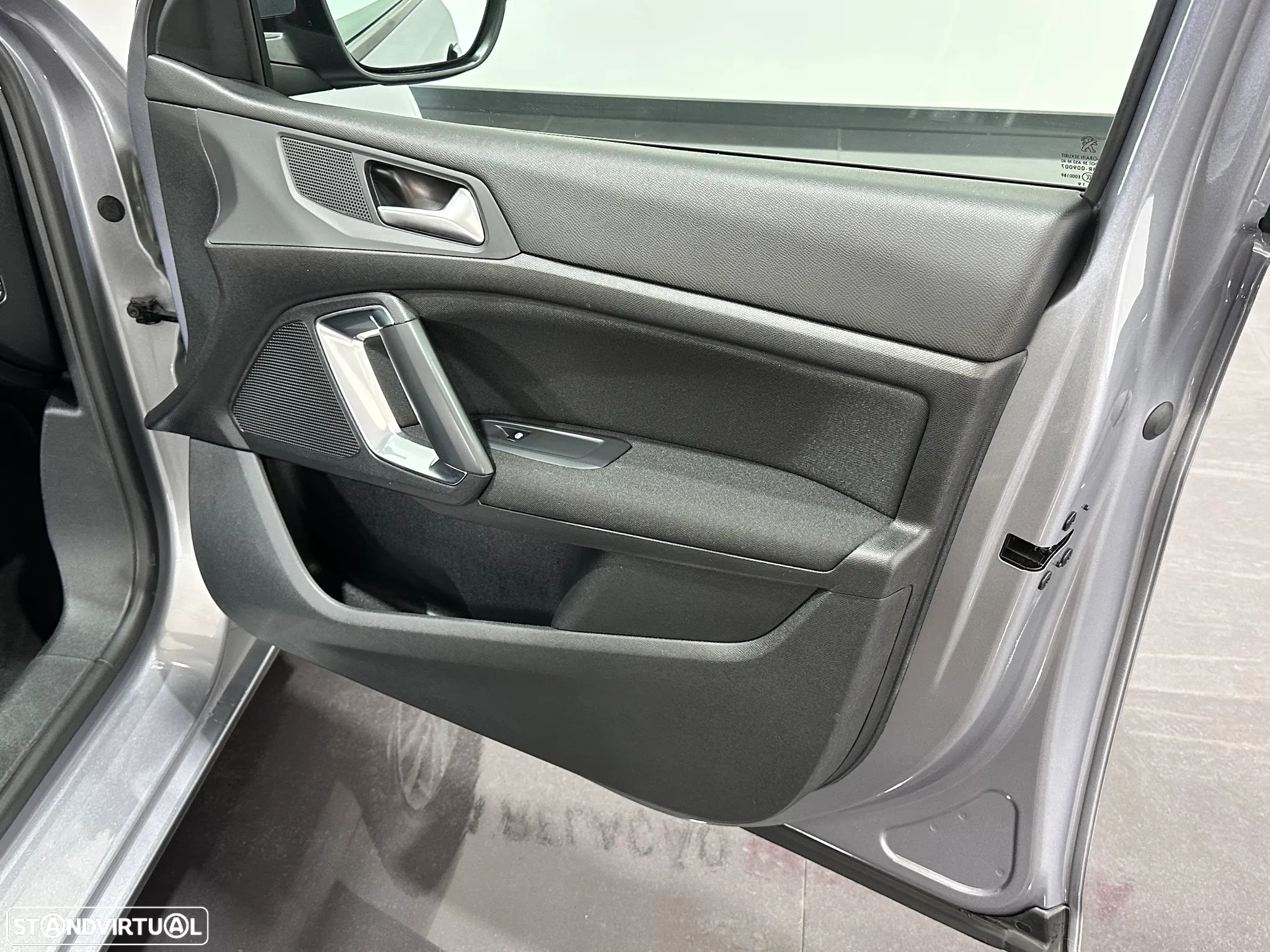 Peugeot 308 1.5 BlueHDi Style - 33