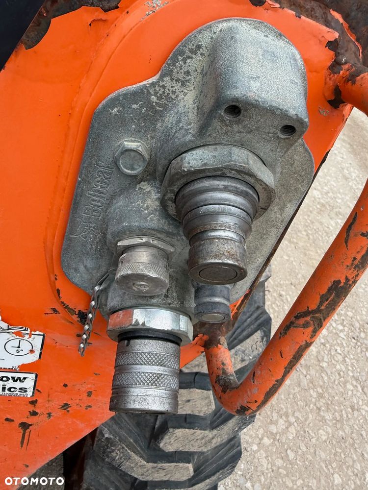 Bobcat S530 / 2017 / 2815 kg / Widły / Nowe Opony - 18