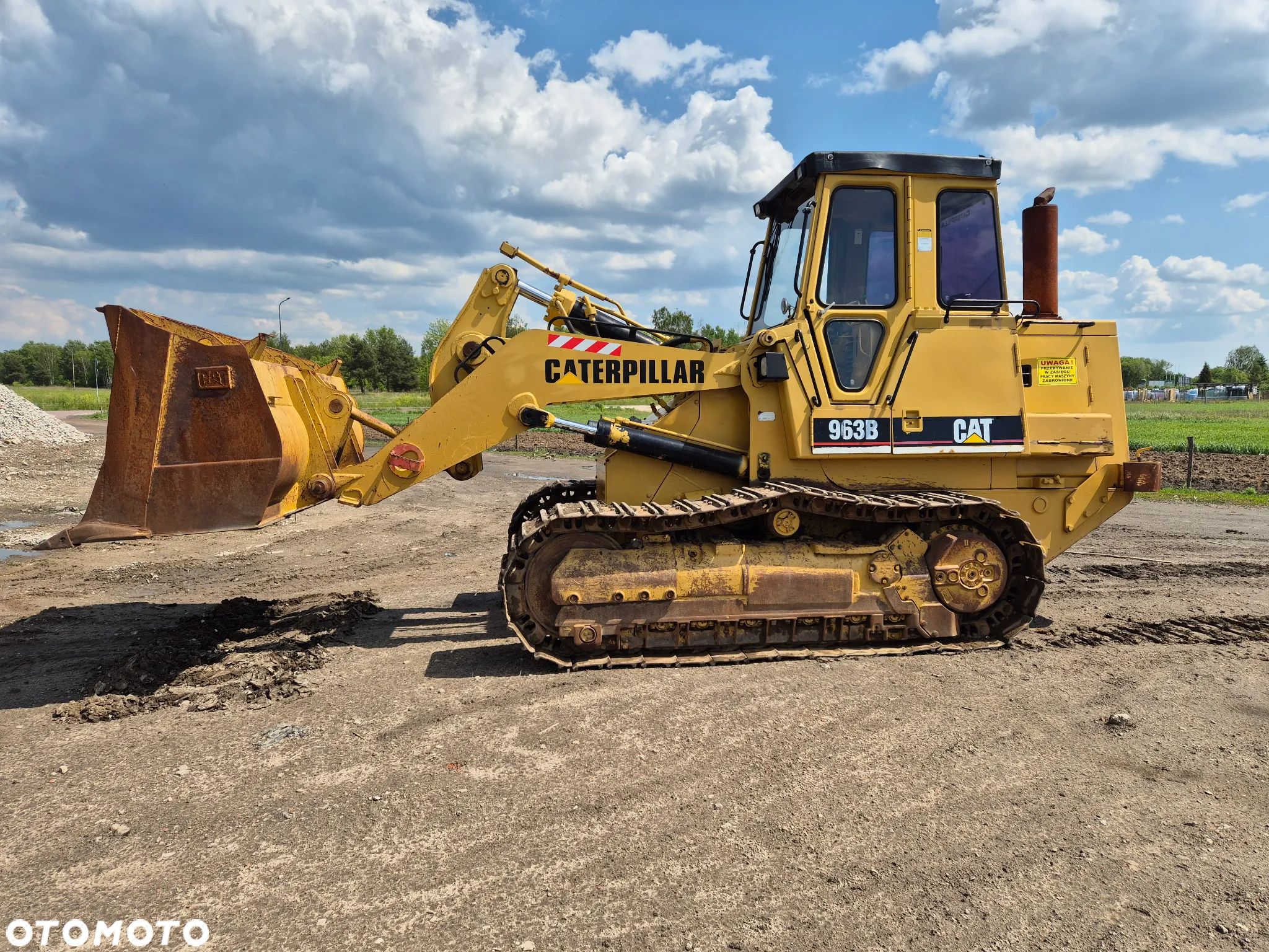 Caterpillar 963B - 1