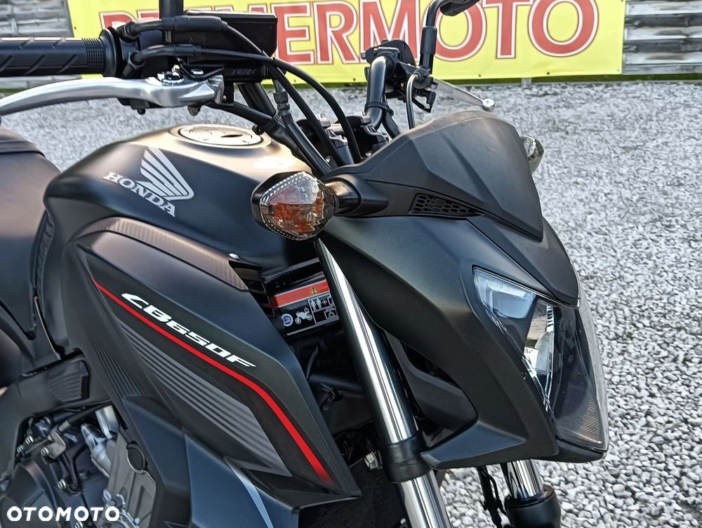 Honda CB - 18