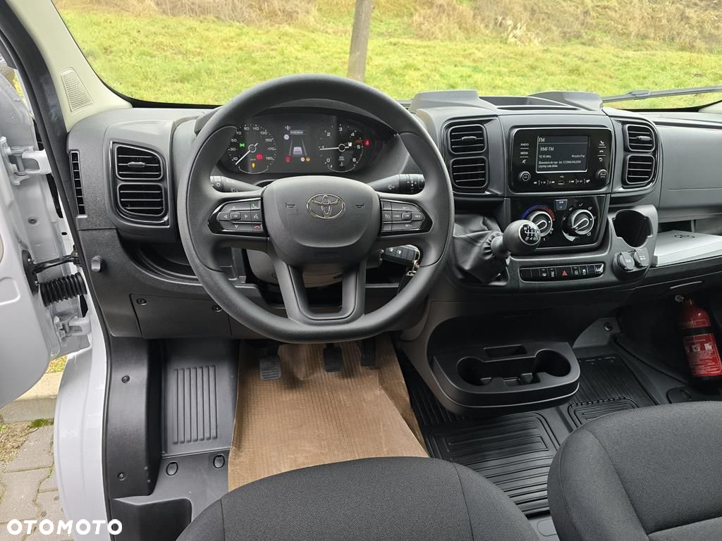 Toyota Proace Max - 16
