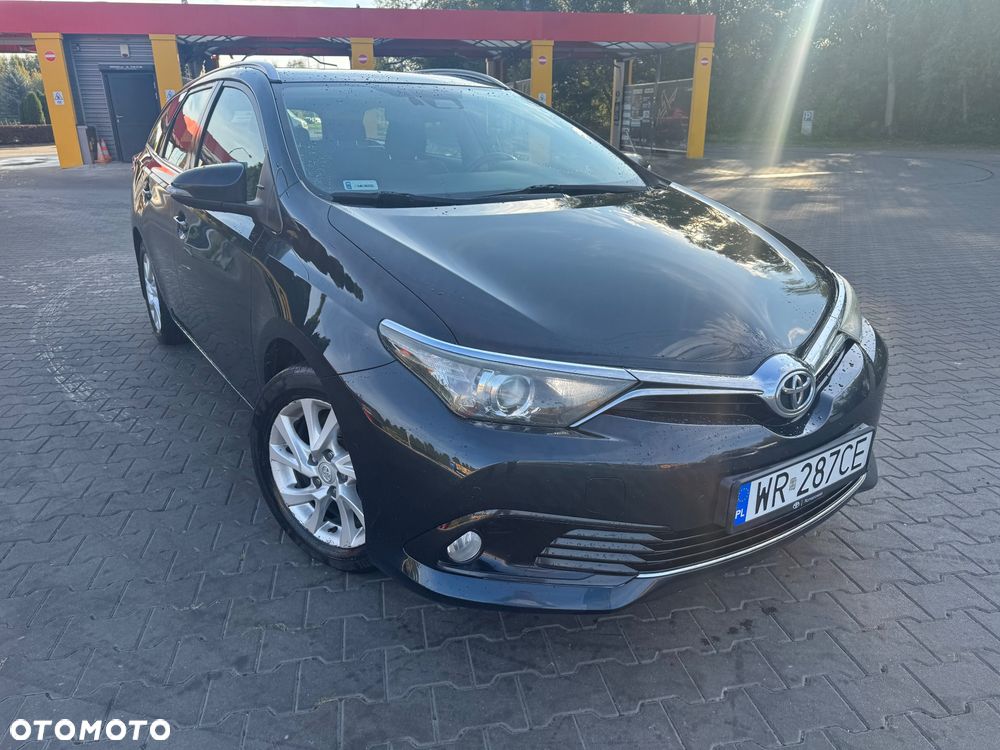 Toyota Auris - 7