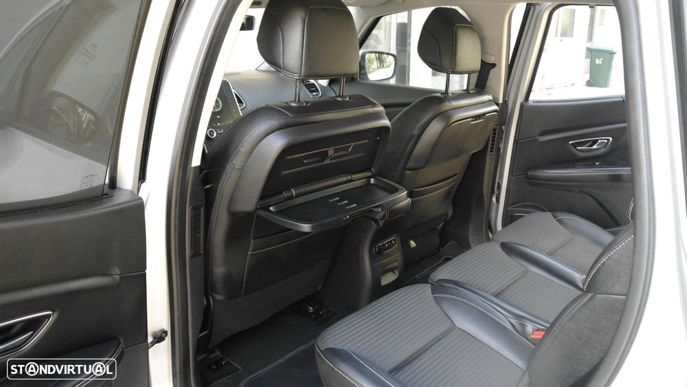 Renault Grand Scénic 1.6 dCi Intens SS - 22